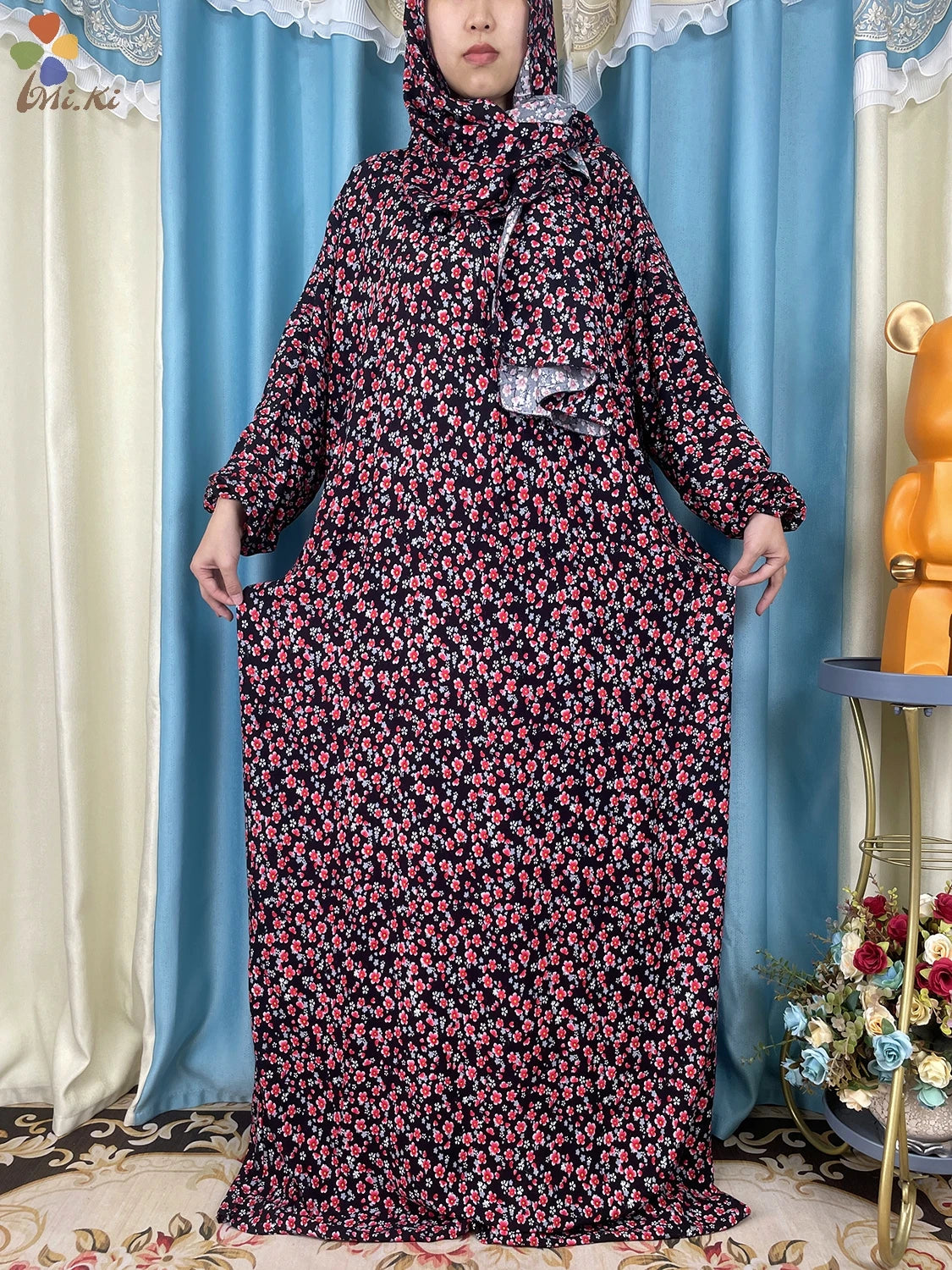 Get the stylish African Women at Flexi Africa. Comfortable cotton fabric floral prints. Buy now for $21.63 - Flexi Africa