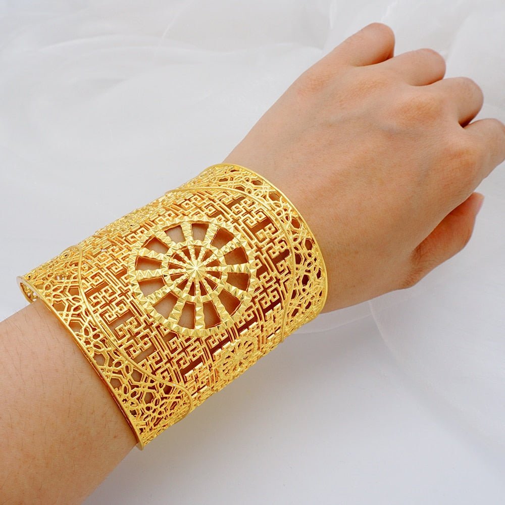 Luxury Female Big Gold Color Bangles: Elegant Bracelets for Weddings and Special Occasions - Flexi Africa FREE POST