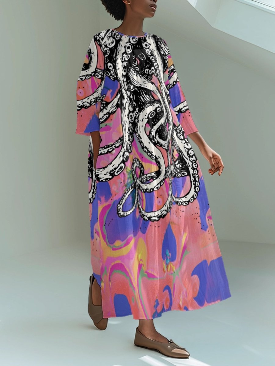 Get the perfect blend of style and comfort with this Women's Plus Size Crew Neck Dress. Offering all-day wear at $18.87.